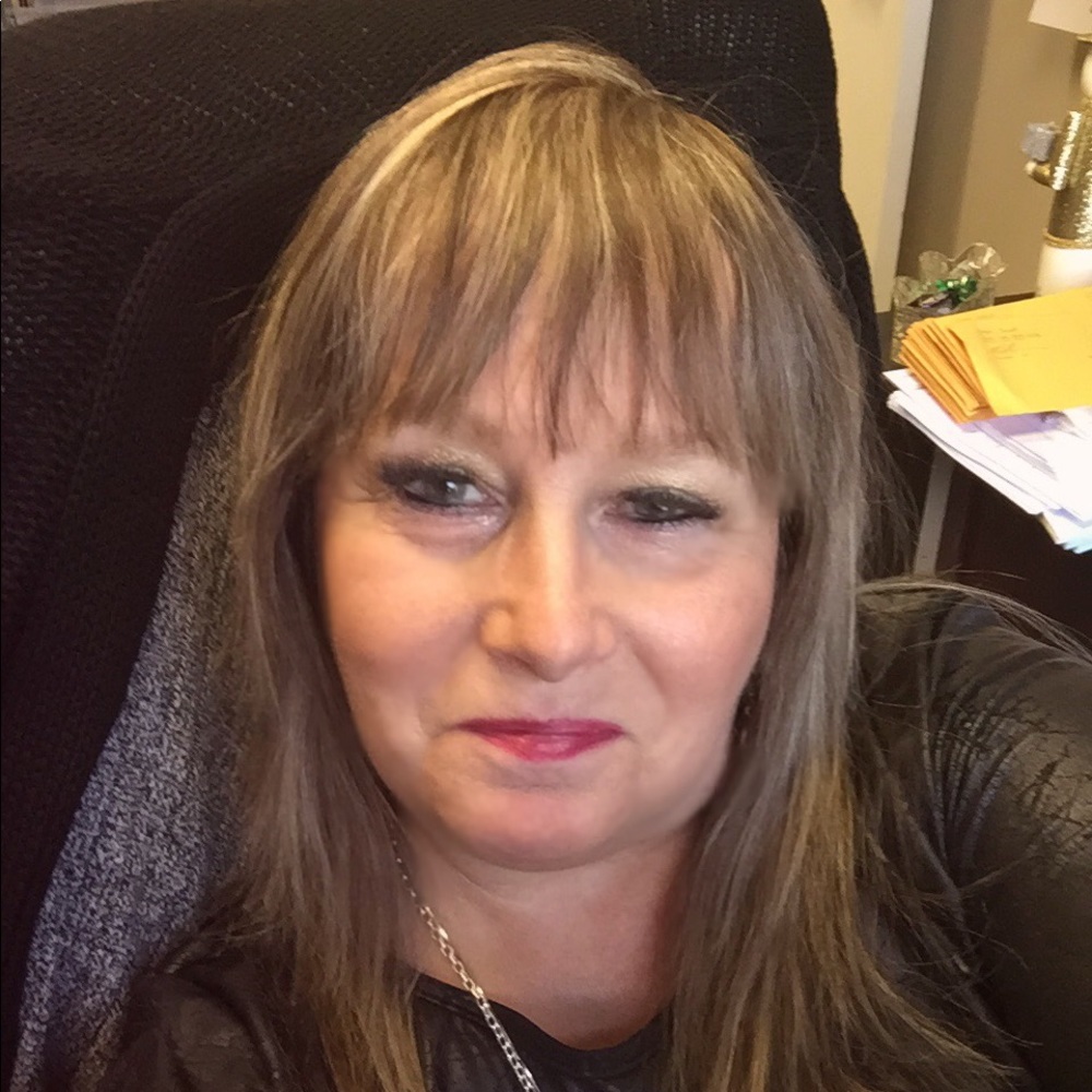 Meet your Posher, Dawn